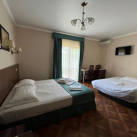Guest House Ritsa Gagra Exteriér fotografie